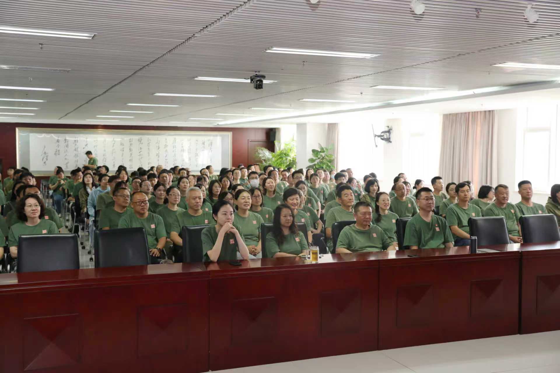 8035dc932ebc4c7ea07b6d1503a54c06