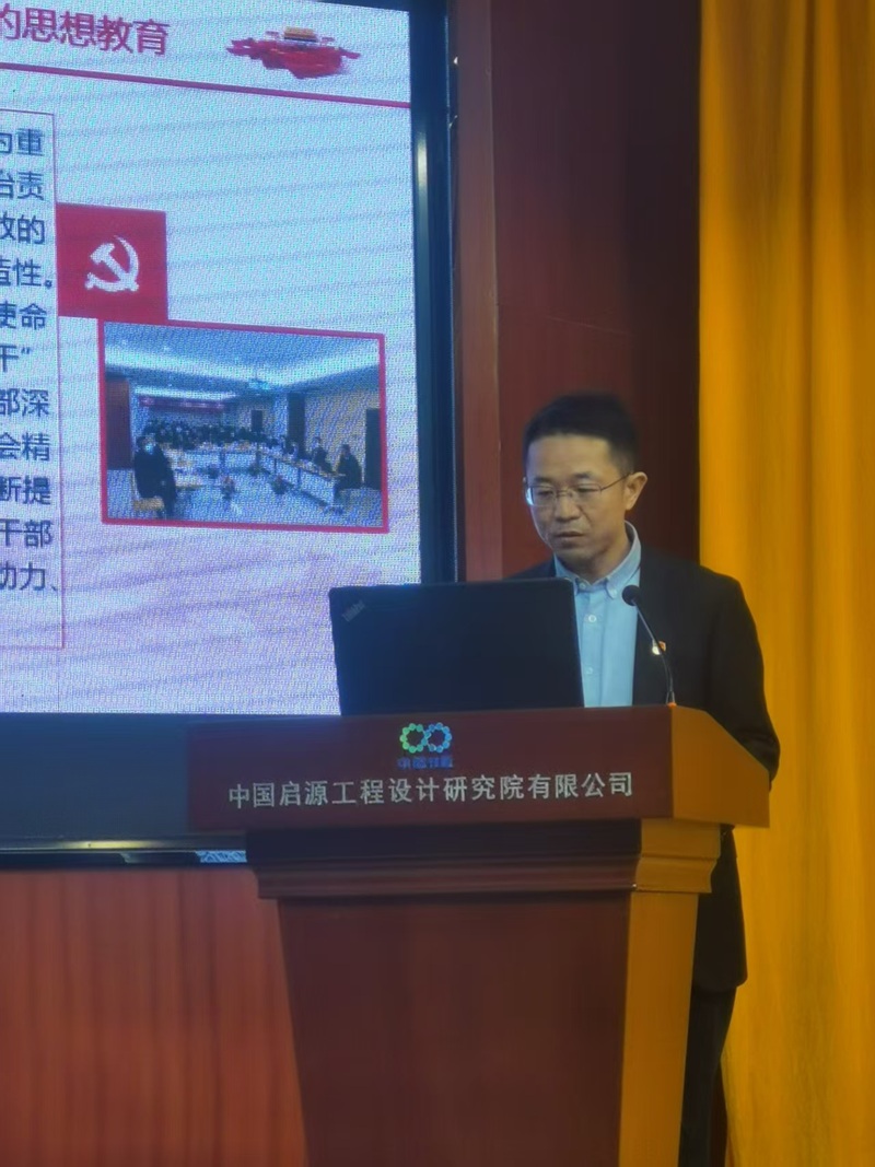 7faa2dac956f415487d8551bd4306550