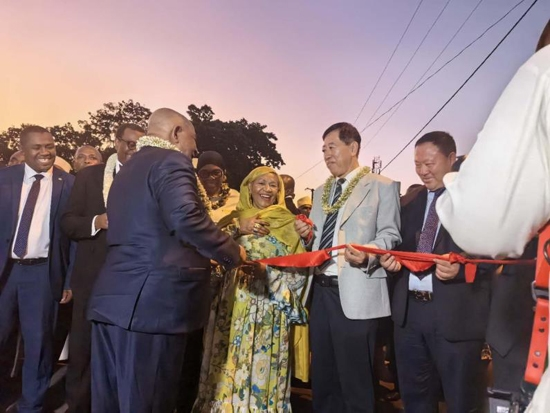 d751360e986d4983b90f940973af89aa